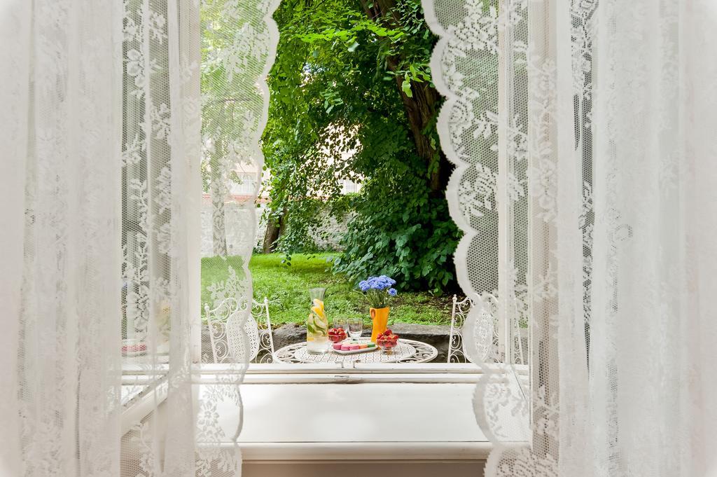 Old Town Central Apartment Tallinn Exterior photo